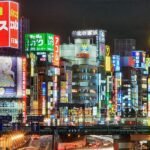 Nightlife in Japan's largest red light district 0