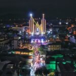 Christmas at the two largest churches in Hue 0